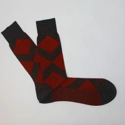 Red And Brown Diamond Wool Socks
