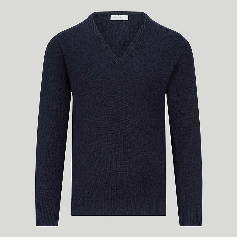 Wine V Neck Lambswool Jumper - Image 9