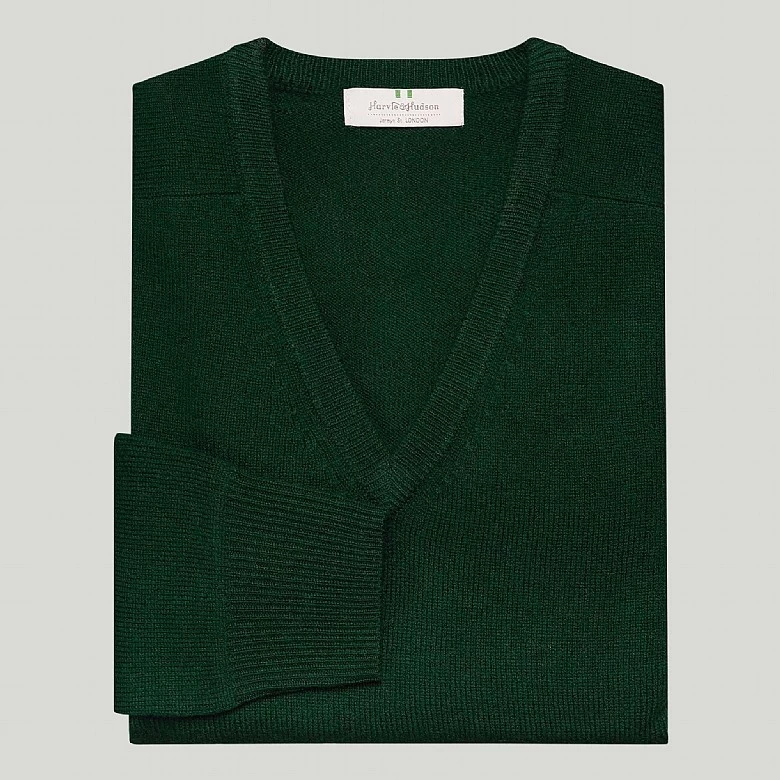 Wine V Neck Lambswool Jumper - Image 10